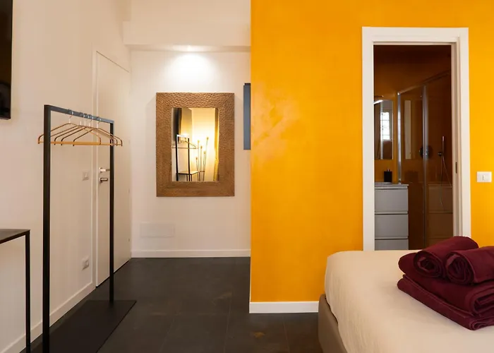 Embassy Pensión 4*